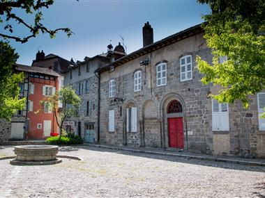 Le Clos de Banes - Chambres d'hotes et camping Aveyron