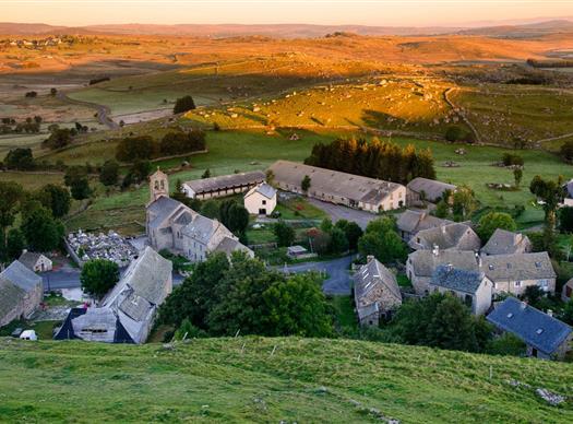 Le Clos de Banes - Chambres d'hotes et camping Aveyron