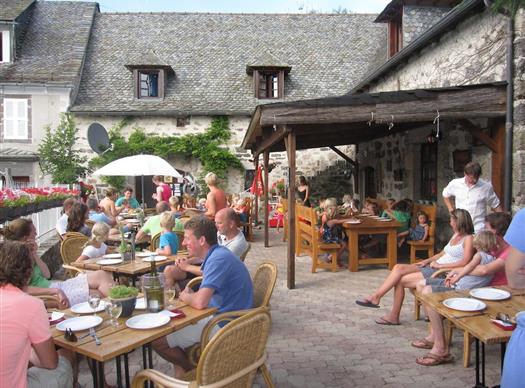 Le Clos de Banes - Chambres d'hotes et camping Aveyron