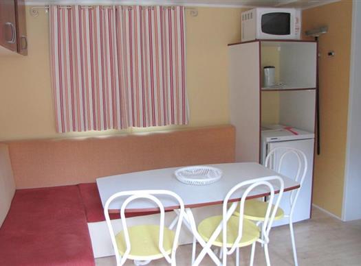 Le Clos de Banes - Chambres d'hotes et camping Aveyron