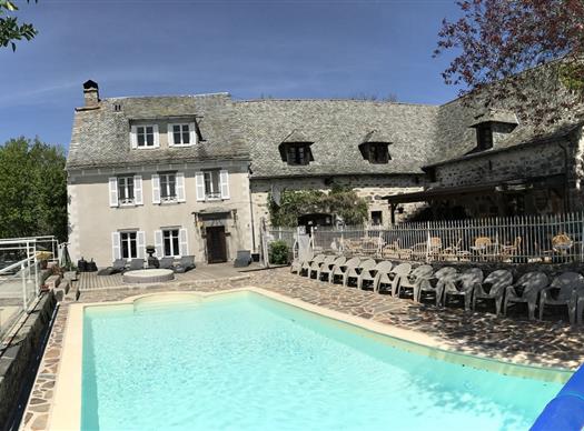 Le Clos de Banes - Chambres d'hotes et camping Aveyron