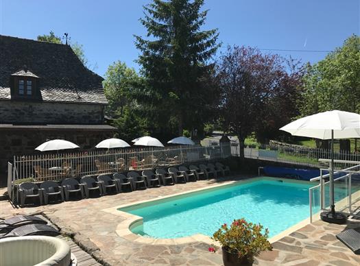 Le Clos de Banes - Chambres d'hotes et camping Aveyron