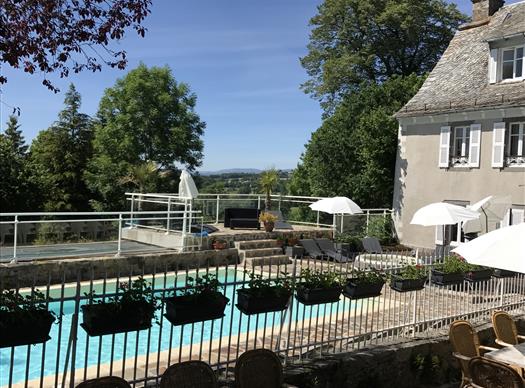 Le Clos de Banes - Chambres d'hotes et camping Aveyron